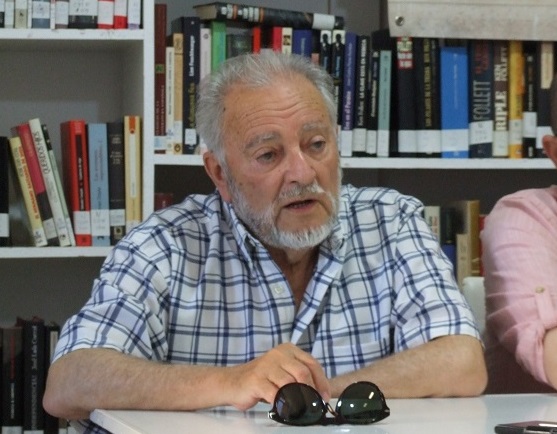 Paradigma entrevista a…Julio Anguita
