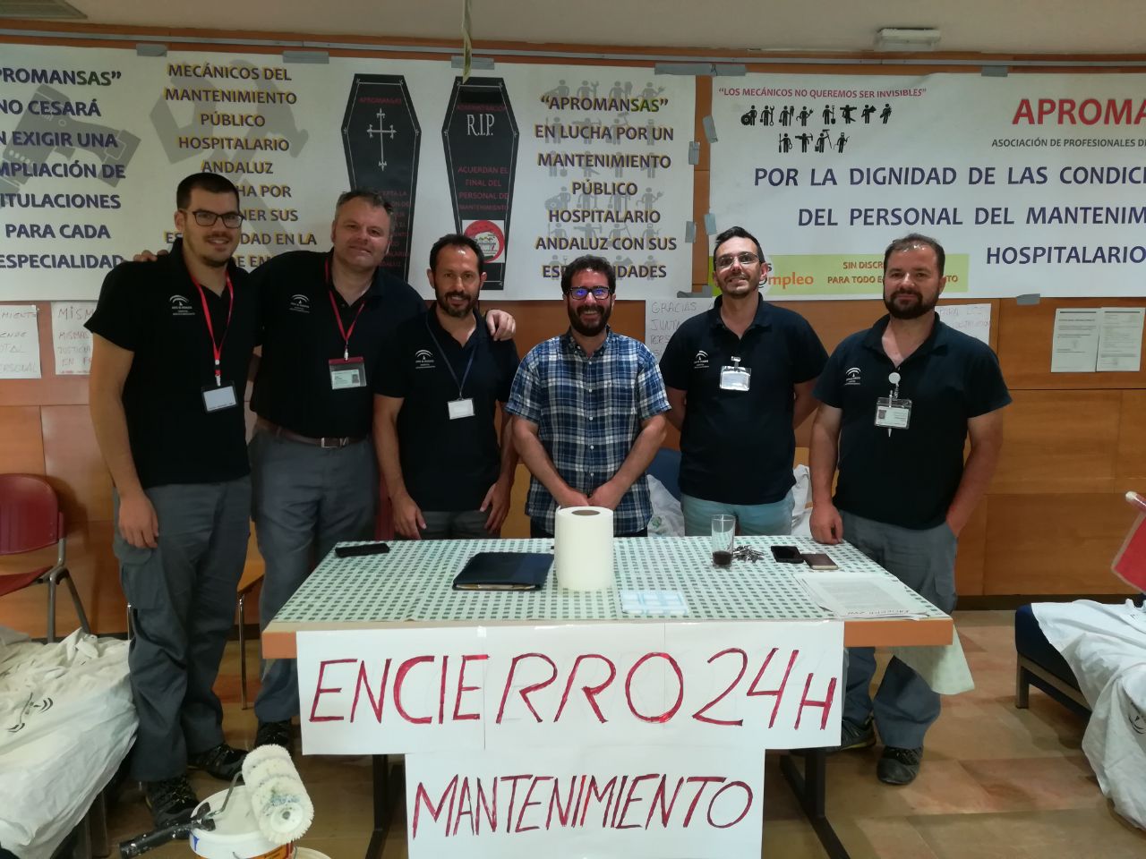 Podemos se solidariza con los profesionales del SAS encerrados contra la privatización de servicios