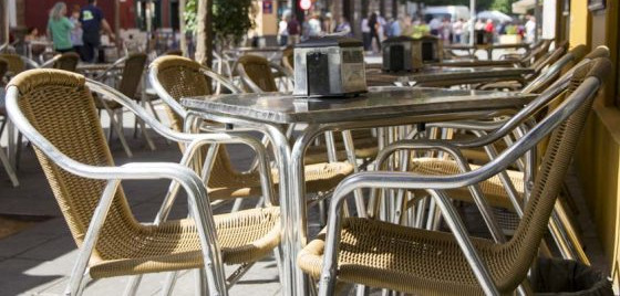 IU solicita al gobierno municipal que no tome decisiones en materia de veladores a puerta cerrada