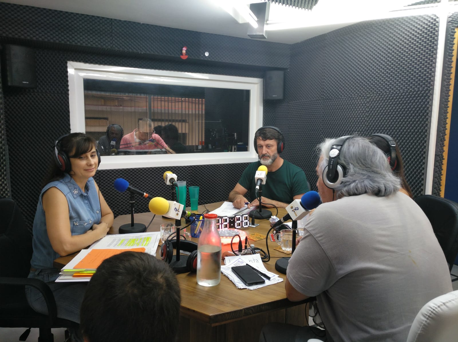 Tercer programa de la 3ª temporada de ¡Qué tal!¿Cómo estamos? Con Inés Fontiveros y Álex Castellanos.