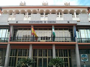 CTA critica la bajada de impuestos municipales