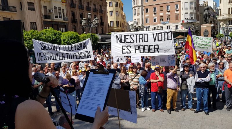 Hoy concentración por el Sistema Público de Pensiones a las once horas en el Bulevar