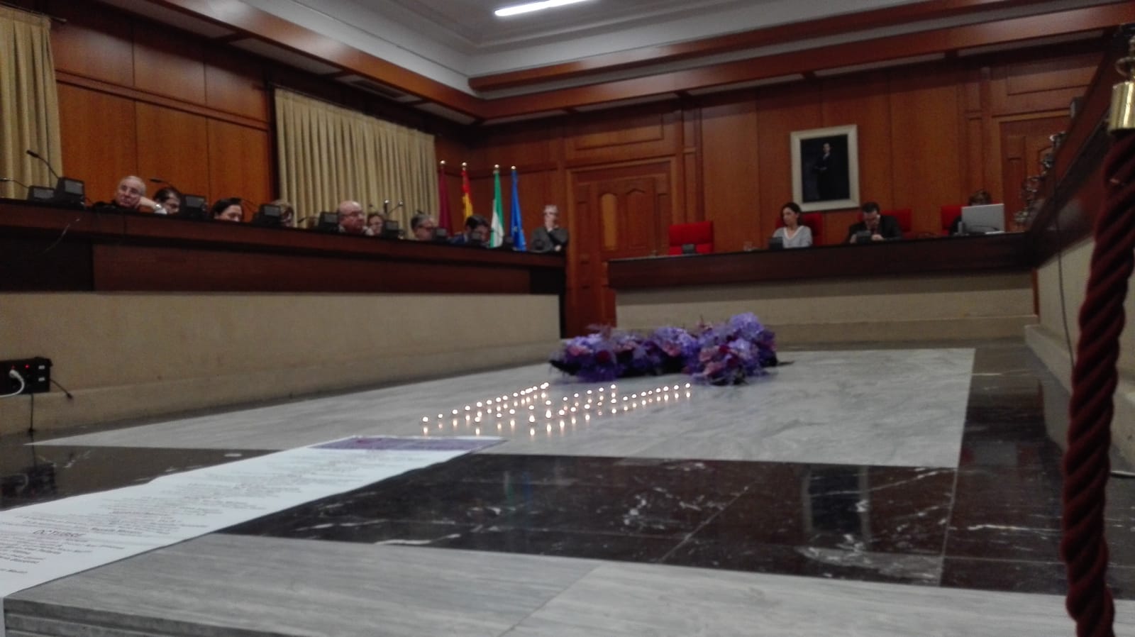 Un pleno municipal conmovedor, contra la violencia de género