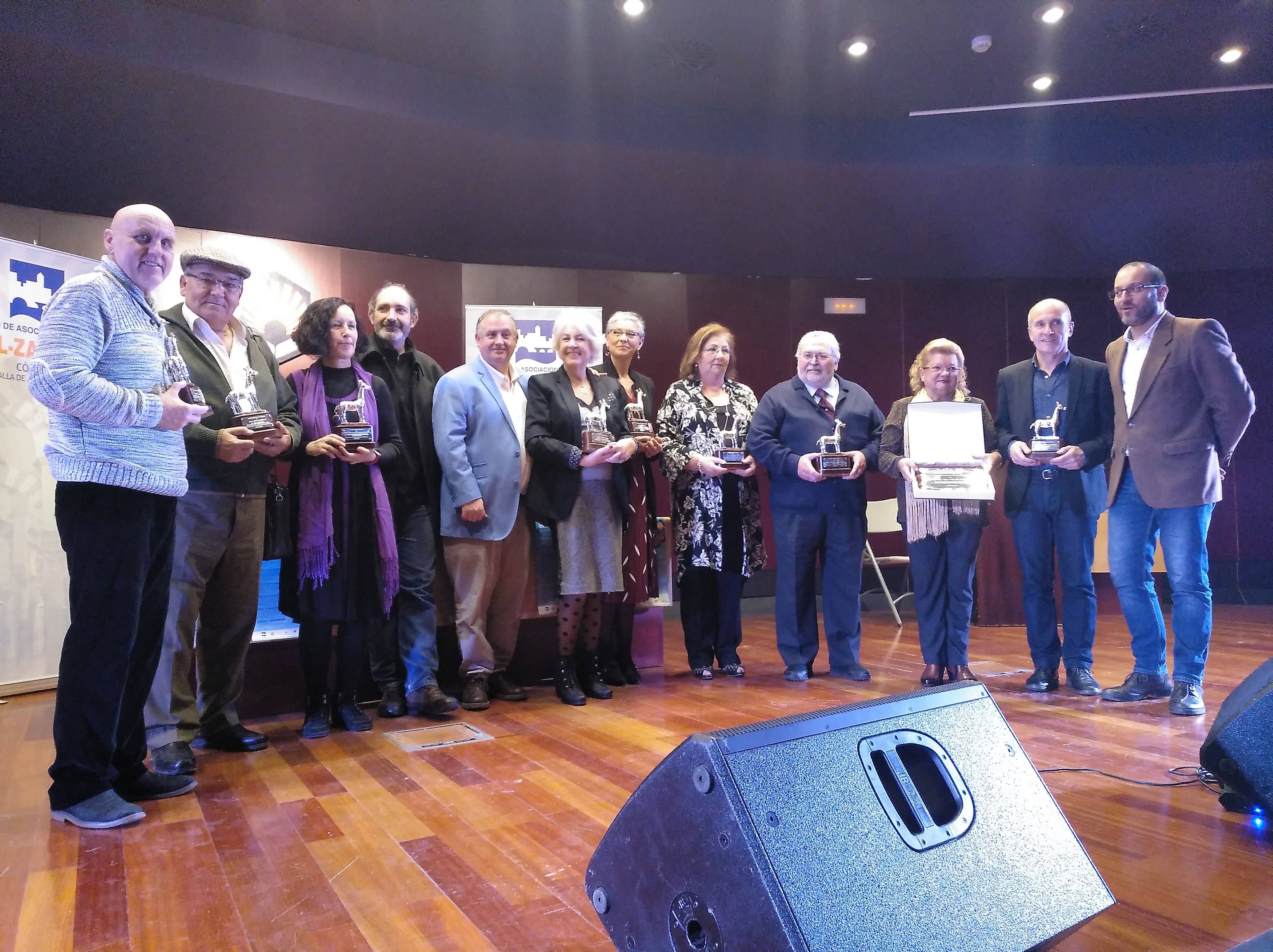 La Federación Vecinal Al-zahara entrega sus Cervatillos de Plata