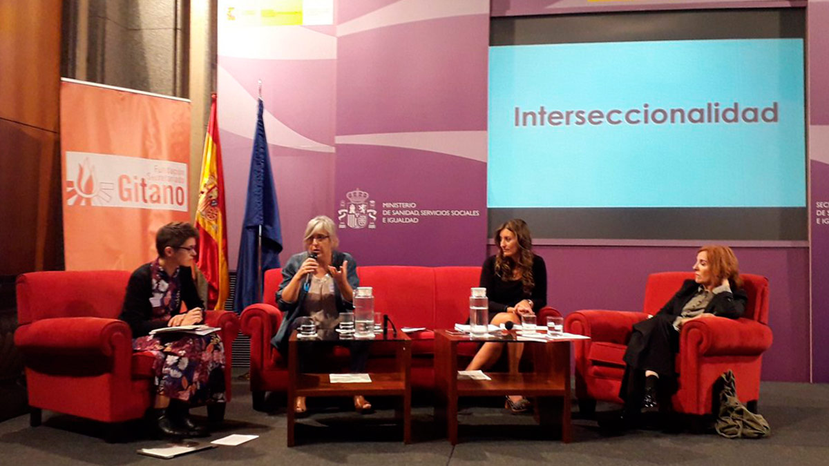 La discriminación interseccional que sufren las mujeres gitanas protagoniza el informe «Discriminación y comunidad gitana 2018” de la Fundación Secretariado Gitano