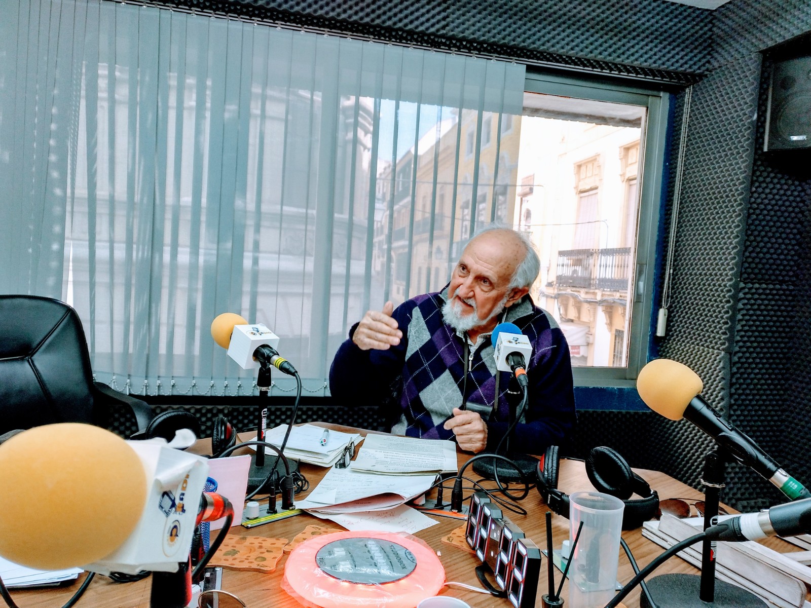 Vigésimotercer de la 3ª temporada de ¡Qué tal!¿Cómo estamos? Con Inés Fontiveros y Álex Castellano