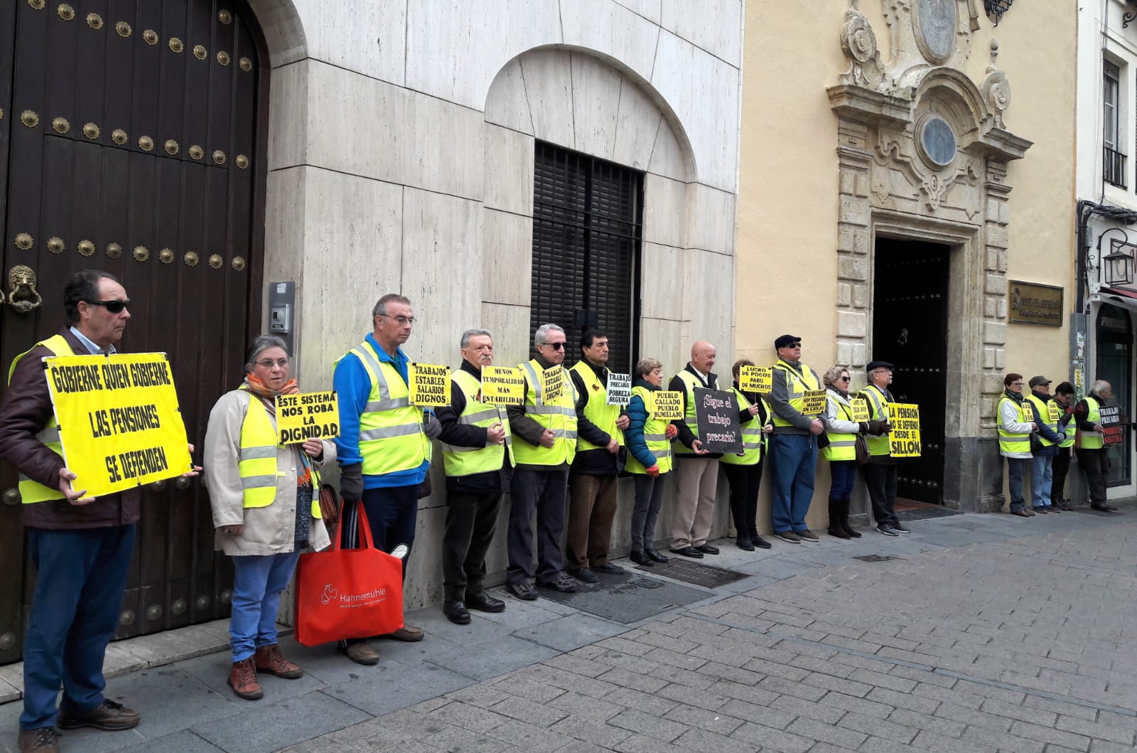 Yay@flautas: «descenso al infierno neoliberal»