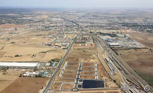 No se puede soplar y sorber al mismo tiempo: Apostar por el comercio de proximidad es incompatible con saturar la ciudad de hipermercados