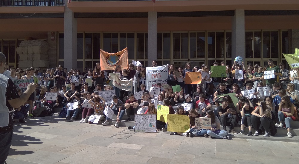 ‘Fridays for future’ en Córdoba: “Nuestro planeta, nuestro futuro”