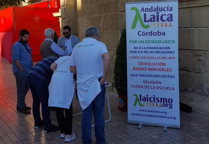 Córdoba Laica en la campaña del IRPF