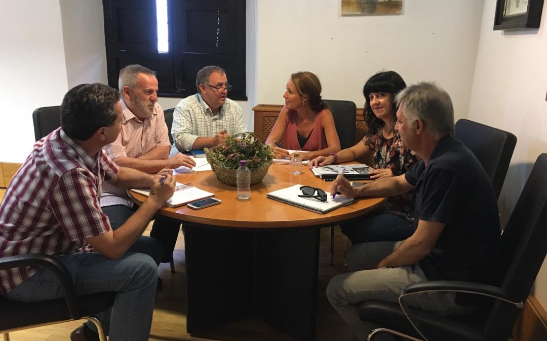 Ayuntamiento y vecinos planificarán cada mes los actos festivos programados en la ciudad