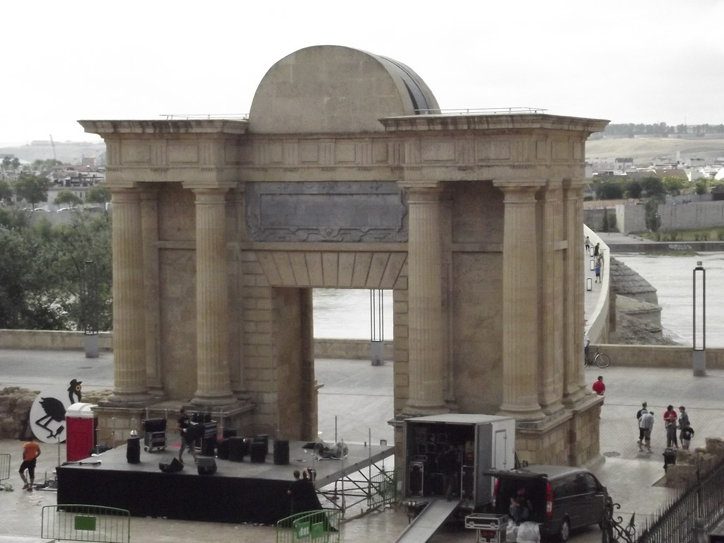 Puerta del Puente Córdoba