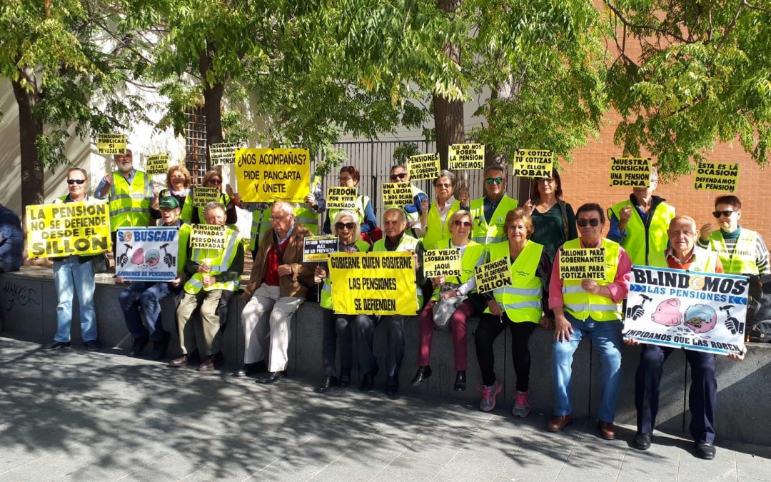 Los lunes al sol del Colectivo Yay@flauta: «Nos están robando las pensiones»