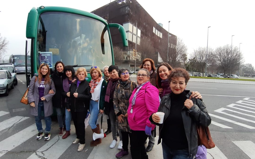 Las cordobesas ya se han subido al Tren de la Dignidad que lleva hoy a Sevilla a miles de andaluzas