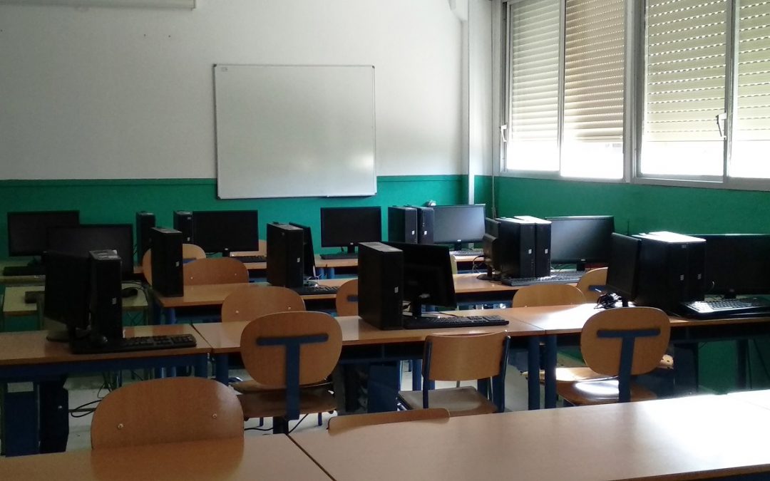 El IES Blas Infante denuncia el modelo organizativo que le impone Educación