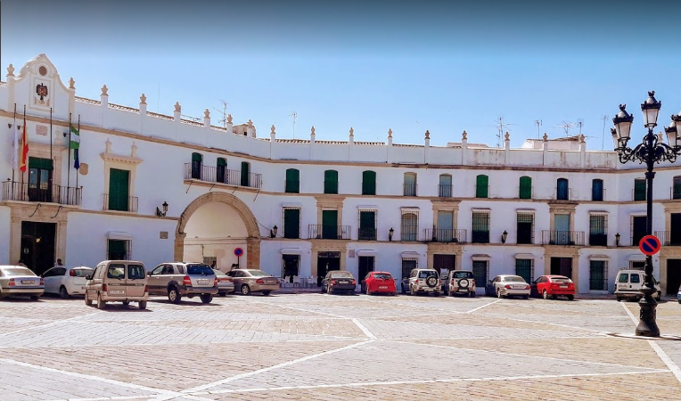 Córdoba Laica apoya al Ayuntamiento de Aguilar ante la polémica sobre la Cruz de los Caídos
