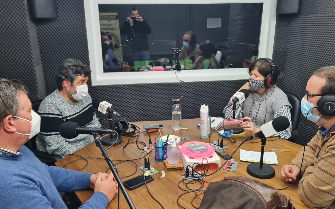 Tarde de jueves ¿Qué tal, cómo estamos? en Paradigma Radio