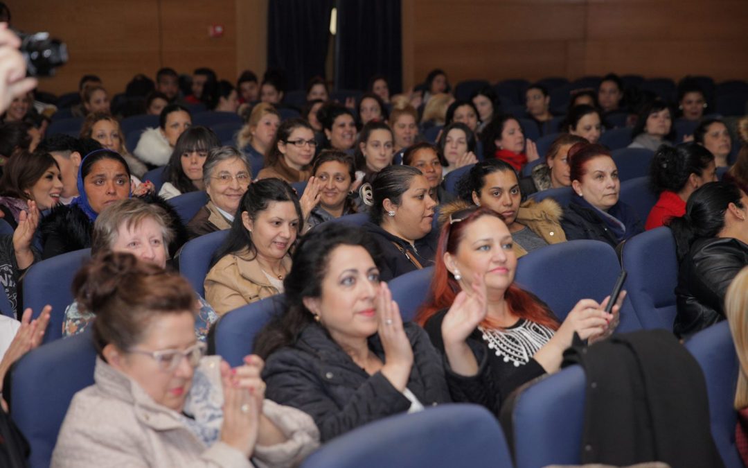 Día Internacional de las Mujeres “me llamaron gitana y se olvidaron de llamarme mujer”