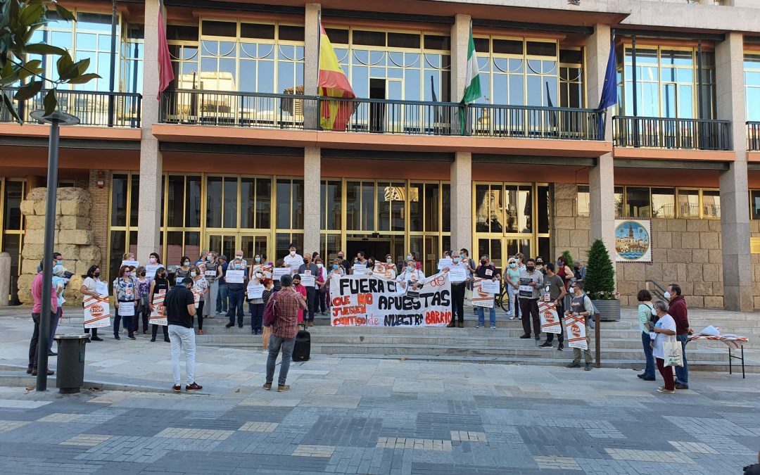 Stop Casas de Apuestas le recuerda al Ayuntamiento su acuerdo unánime de enero