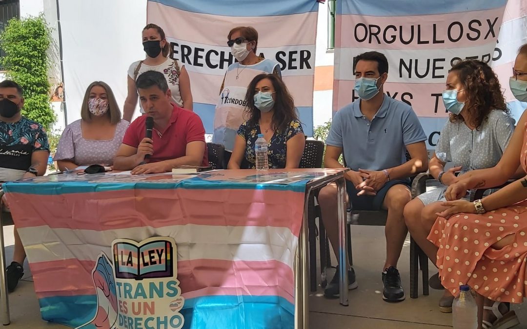 Padres y madres de niños y niñas trans reclaman la libre autodeterminación de sexo en menores