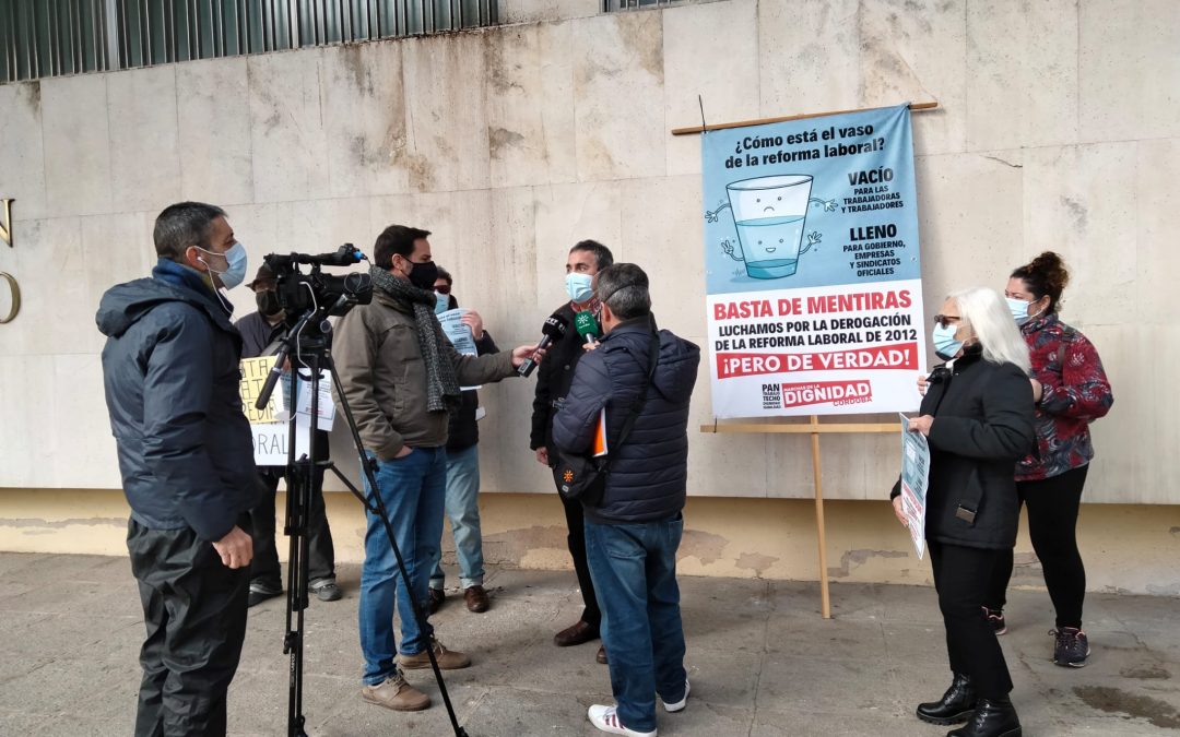 Charla-debate sobre la reforma laboral organizada por las Marchas de la Dignidad