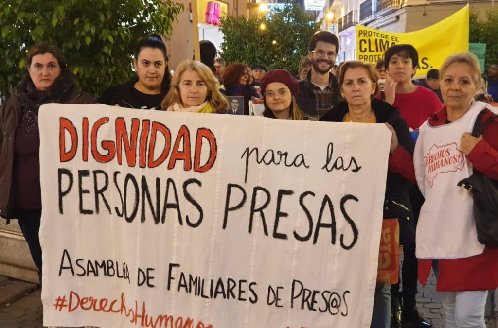Las familias de las personas presas reclaman un mayor control sobre la medicación tras las últimas muertes