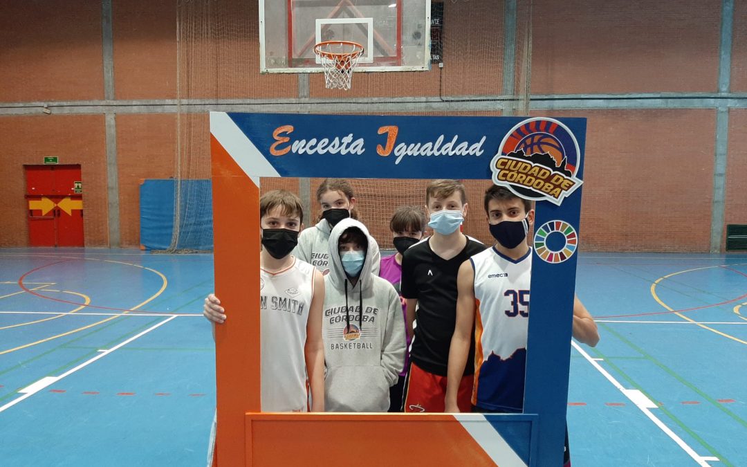 COTO Ciudad de Córdoba pone en marcha su proyecto “Encestando en Igualdad IV” con motivo del 8M