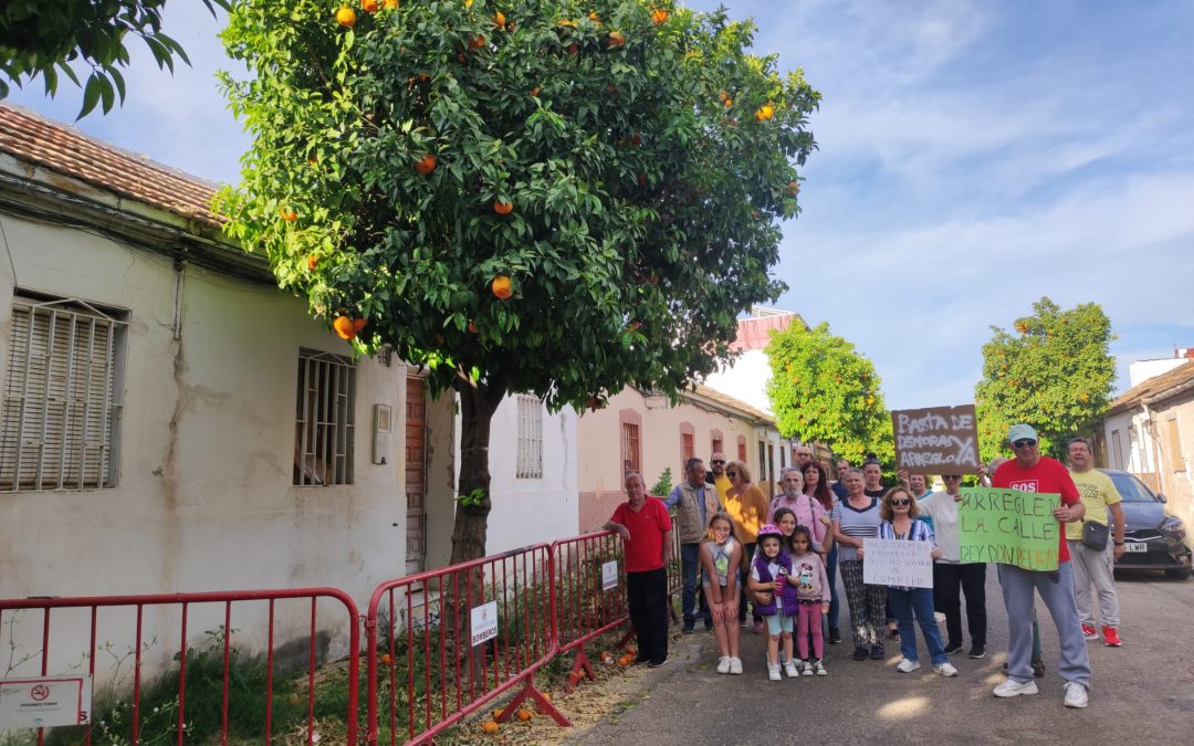 La dejadez municipal con el Campo de la Verdad vive un nuevo capítulo con la reforma de la Calle Rey Don Pelayo