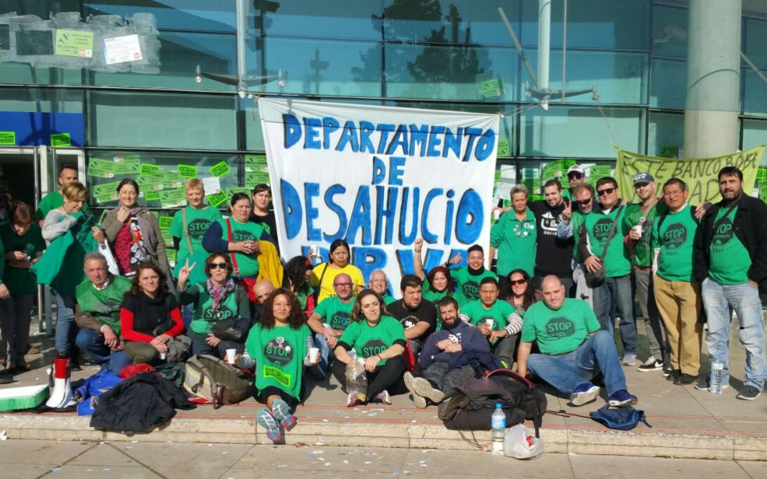 La PAH denuncia el acuerdo PSOE y Sumar en materia de vivienda: «mucho ruido y pocas nueces»