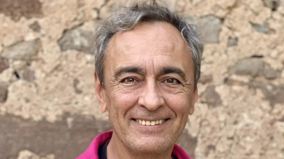 Pedro Martos presenta en La República de las Letras su poemario “El funambulista desequilibrado”