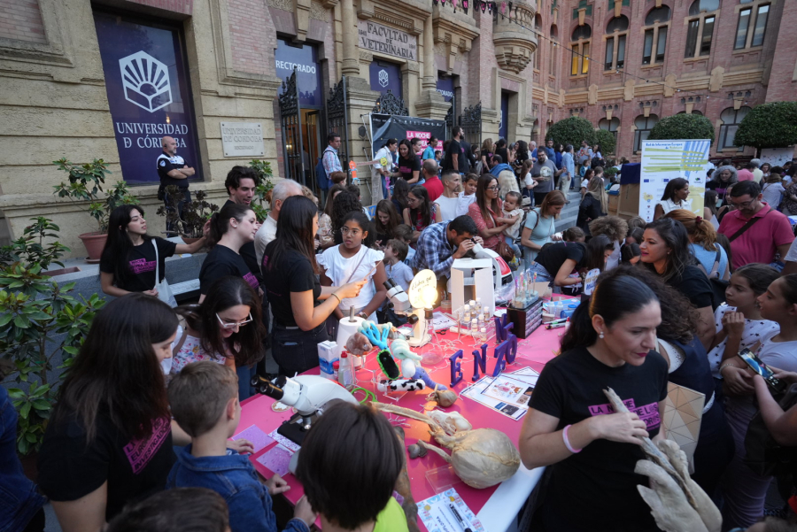 Uno de cada dos grupos de investigación se suma al último Plan Anual de Divulgación Científica de la UCO