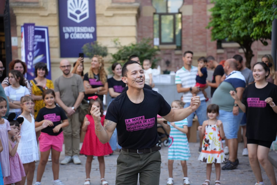 El equipo del Ratón Pérez viaja a Lucena para recoger dientes de leche