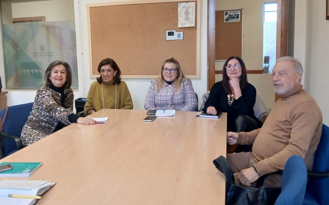 Salud se compromete con las AAVV a abrir urgencias de Levante Sur este trimestre