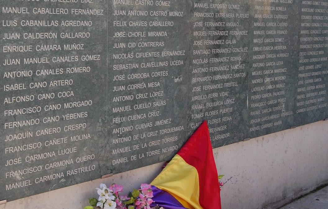 La exhumación de las fosas del genocidio franquista en Córdoba